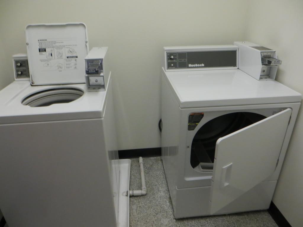 Travelodge By Wyndham Missouri Valley Bagian luar foto