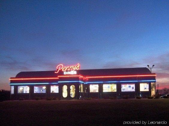 Travelodge By Wyndham Missouri Valley Bagian luar foto